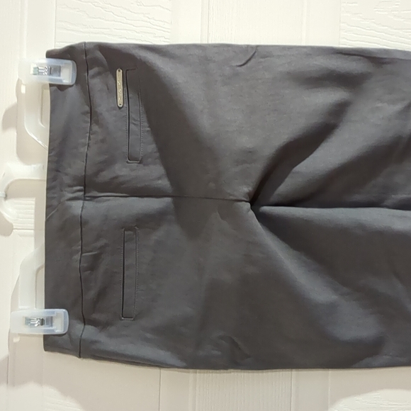 I love Tyler Madison,pant,size xs,75%Rayon,22%nylon,3%spandex,style156024TM,Gray - Picture 4 of 7